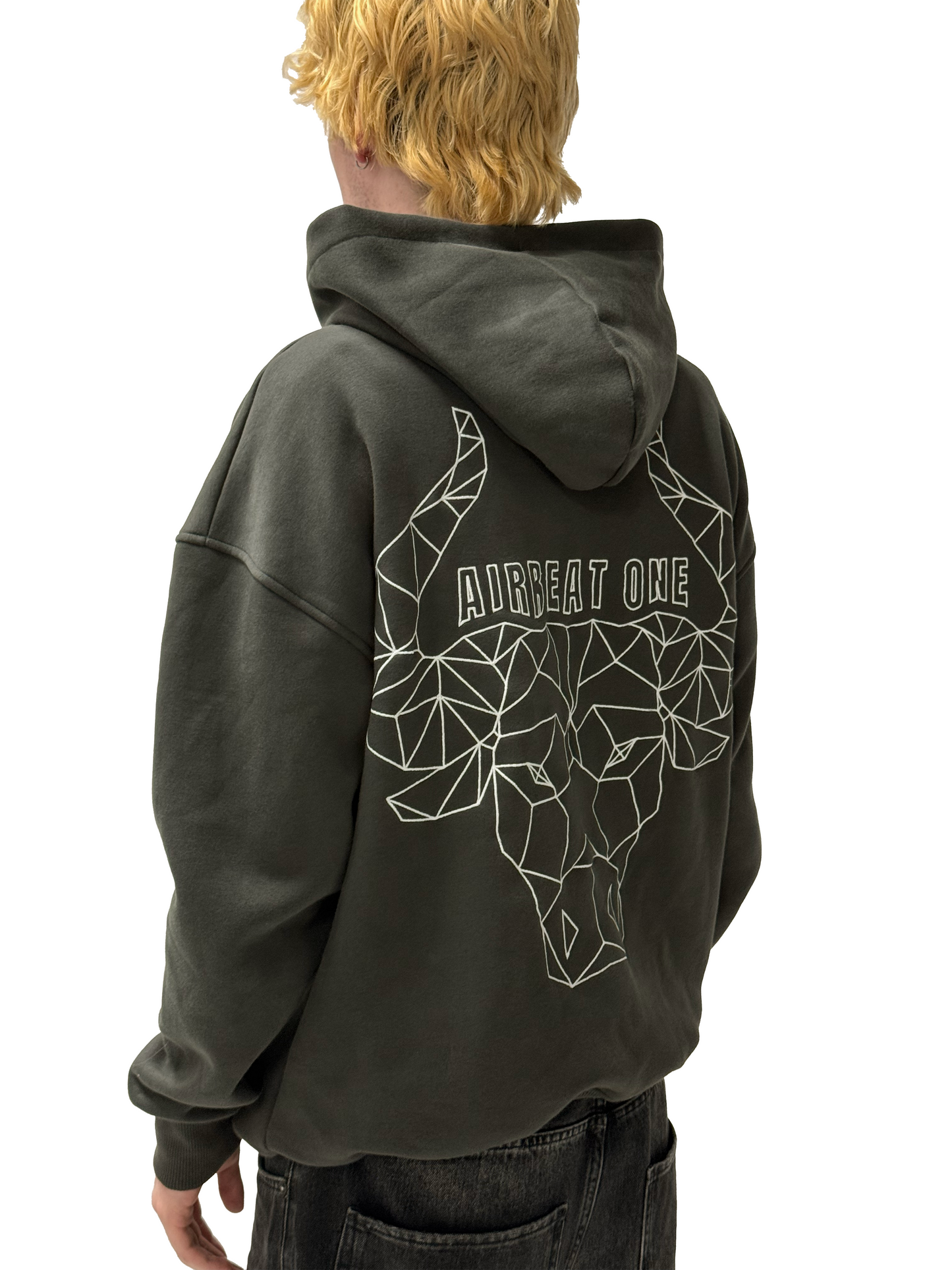 AIRBEAT ONE Hoodie "BULL" Versandinformationen
