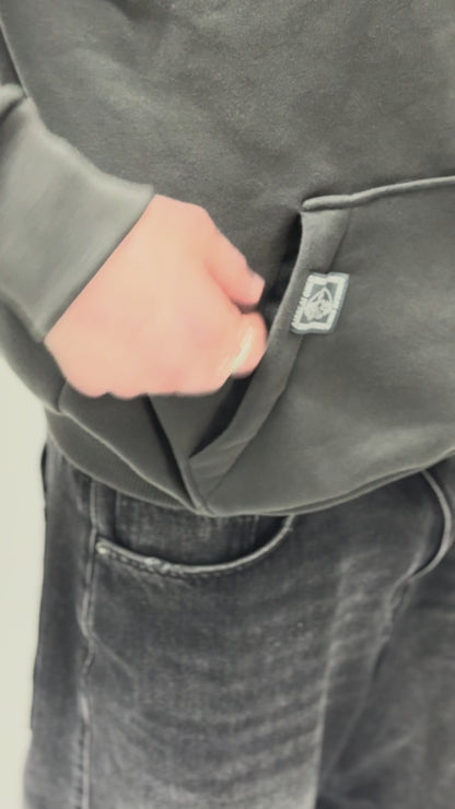 AIRBEAT ONE Hoodie "BULL" Versandinformationen